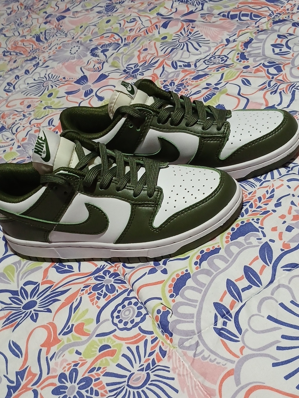 Nike Olive Green and Kahki Low Sneakers